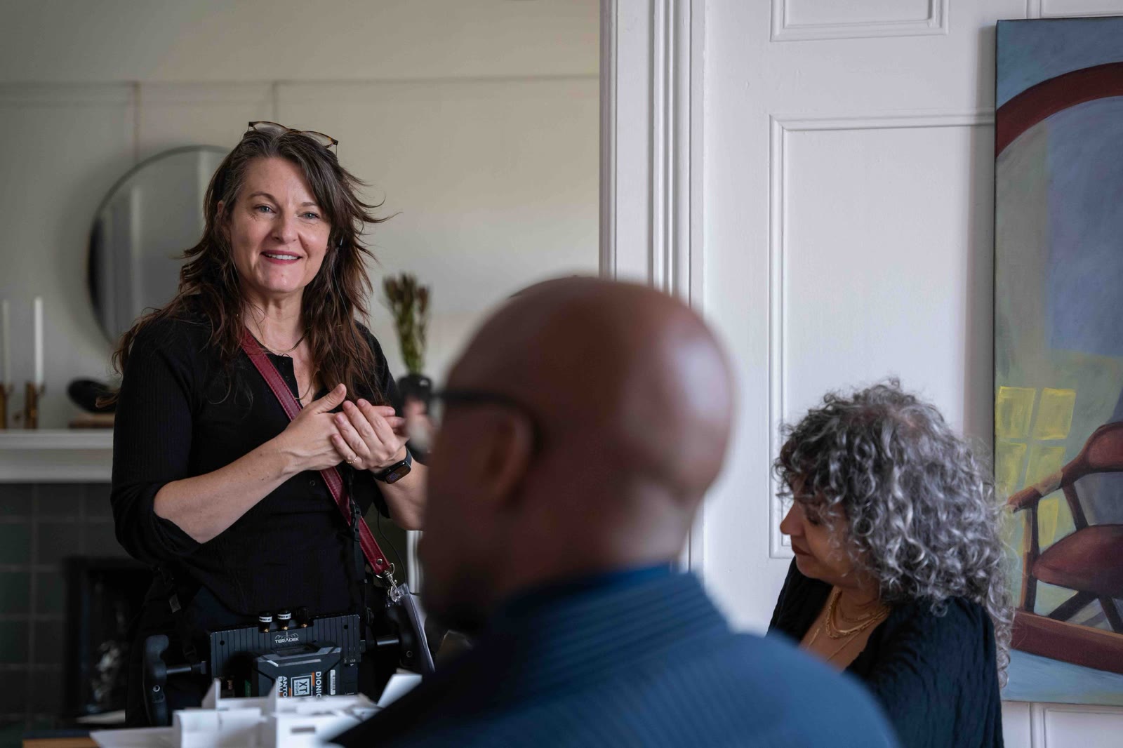 Shannon Walsh directing on the set of Intimacies